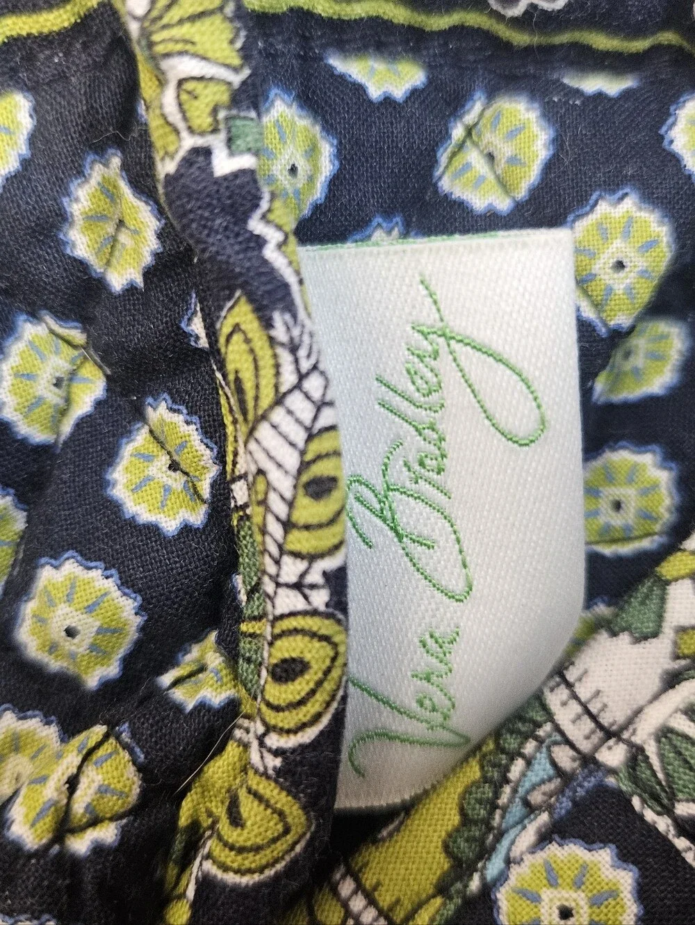 Vera Bradley Retired Cambridge Tote Bag - Picture 7 of 7